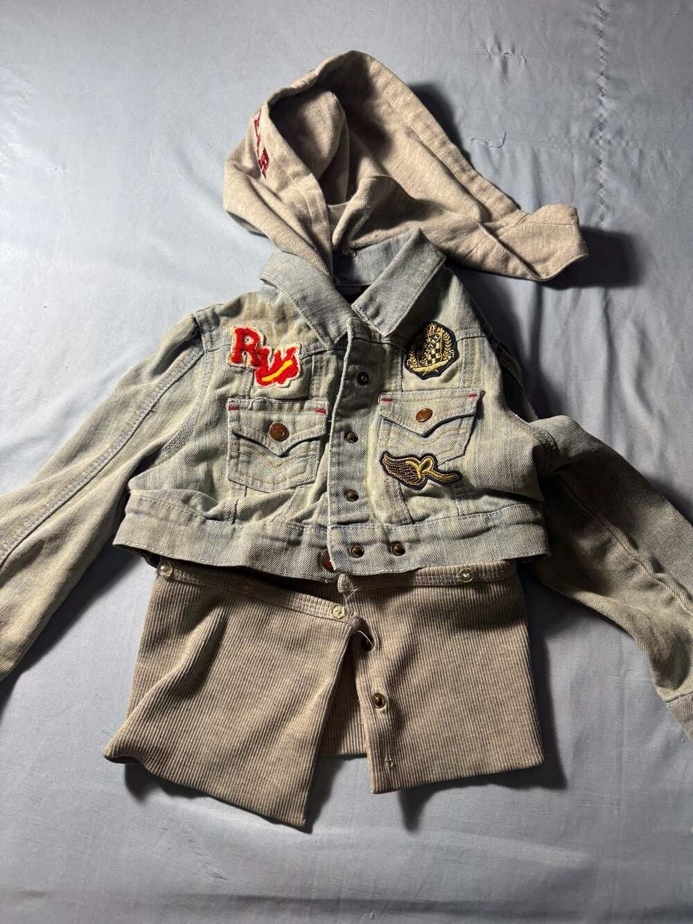 Kids Rocawear Denim Jacket With Hoodie Size M (5) Patches